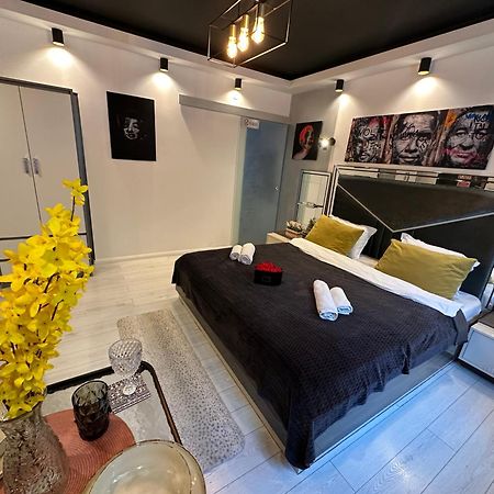 קריובה The Fame - Modern Studio In Top Location & Parking מראה חיצוני תמונה